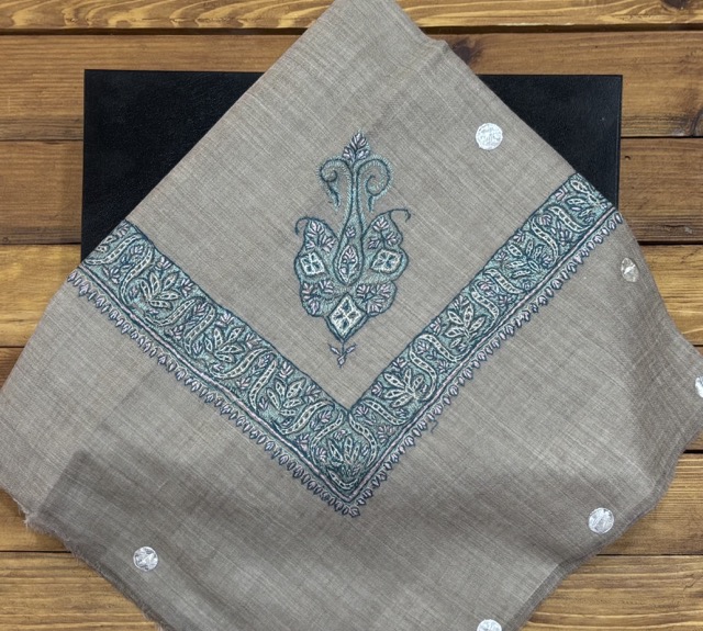 شال كشميري عماني